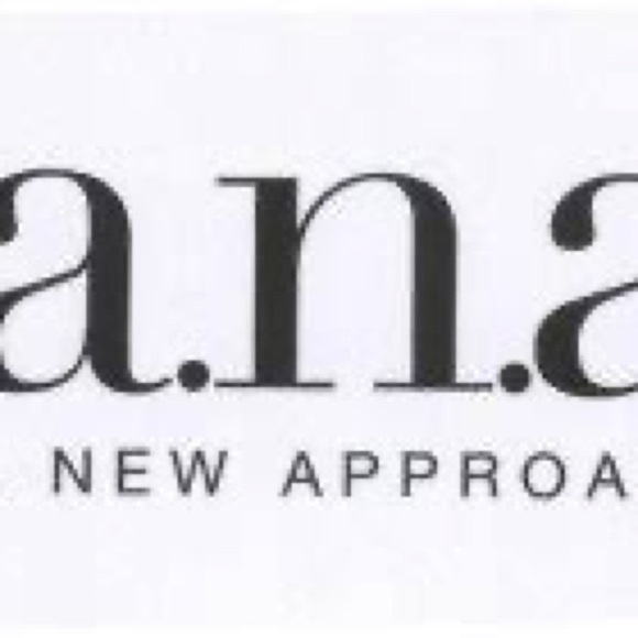 Women's a.n.a JCP 8 M Medium Shorts Navy Blue Chino Khakis Twill Stretch NWOT - Picture 8 of 8